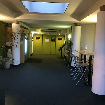 Hotel Dijon Les Portes Du Sud 2*