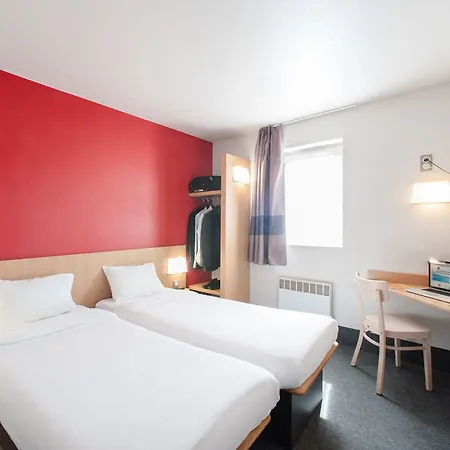 Hotel Dijon Les Portes Du Sud 2*